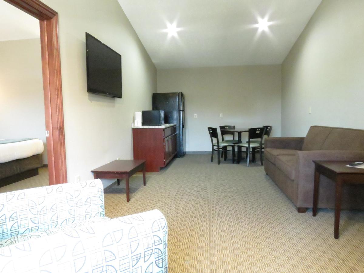 Edgewater Hotel And Suites Put-in-Bay Buitenkant foto
